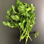 Nuray Sayarı dileklerinizin gerçekleşmesi için maydanoz ritüeli