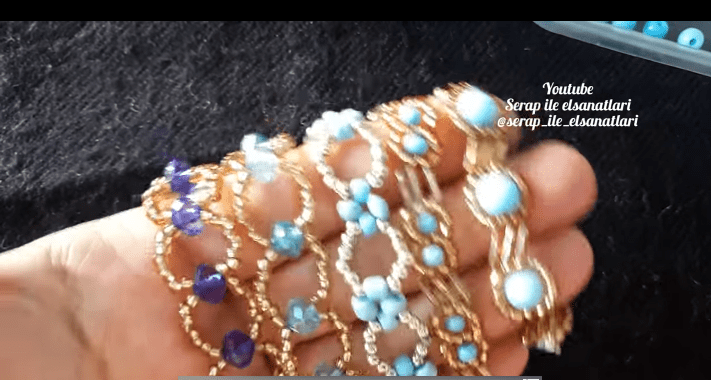 KUM BONCUKTAN MAVİ BONCUKLU BİLEKLİK YAPILIŞI