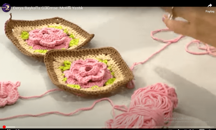 GÜLLÜ MOTİF YAPILIŞI