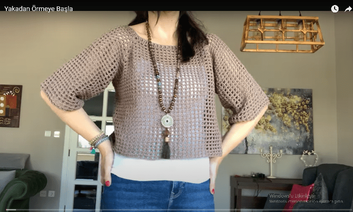 Yakadan başlamalı bluz